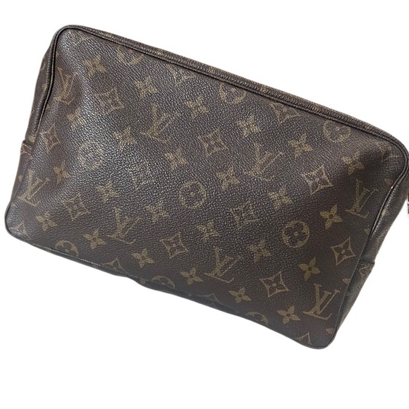 Louis Vuitton Brown Monogram Pouch 28 Toilette Toiletry Bags with COA - Picture 1 of 14